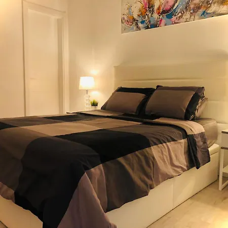 Apartment Stunning 2 Bed 2 Bath Apt Pdc With Free Wifi Tias